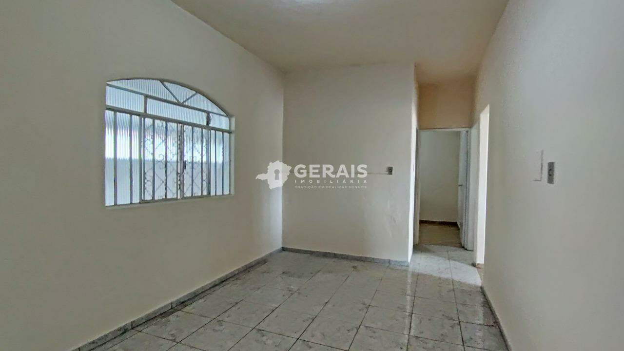 Casa à venda no DAS OLIVEIRAS: 06- COPA