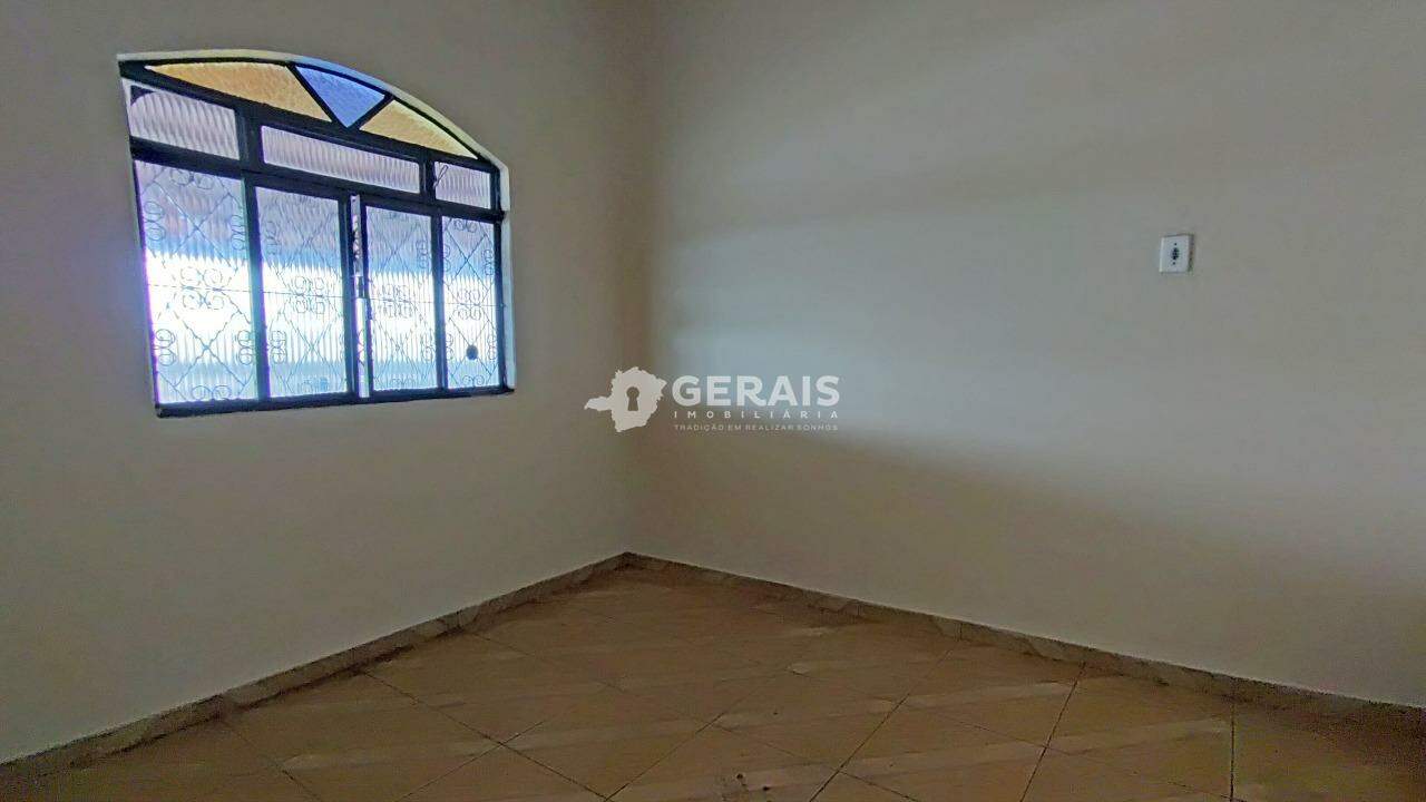 Casa à venda no DAS OLIVEIRAS: 07- QUARTO 01