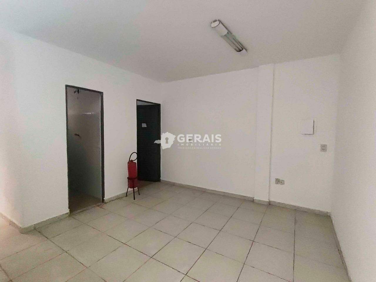 Loja para aluguel no VILA MINAS GERAIS: 07- ESTOQUE