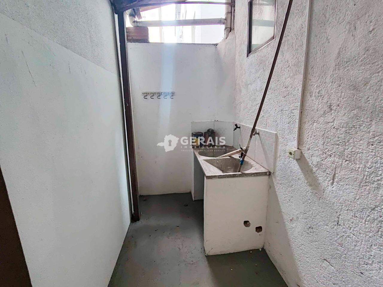 Loja para aluguel no VILA MINAS GERAIS: 09- ÁREA DE SERVIÇO