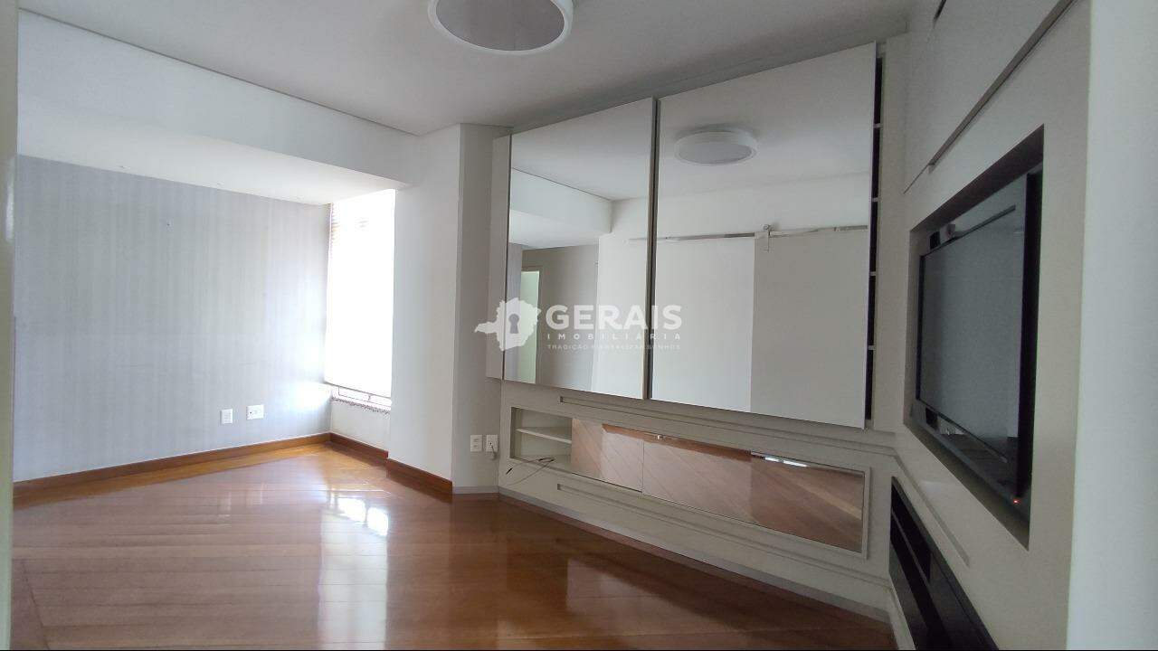 Apartamento à venda no CENTRO: 06- SALA 02
