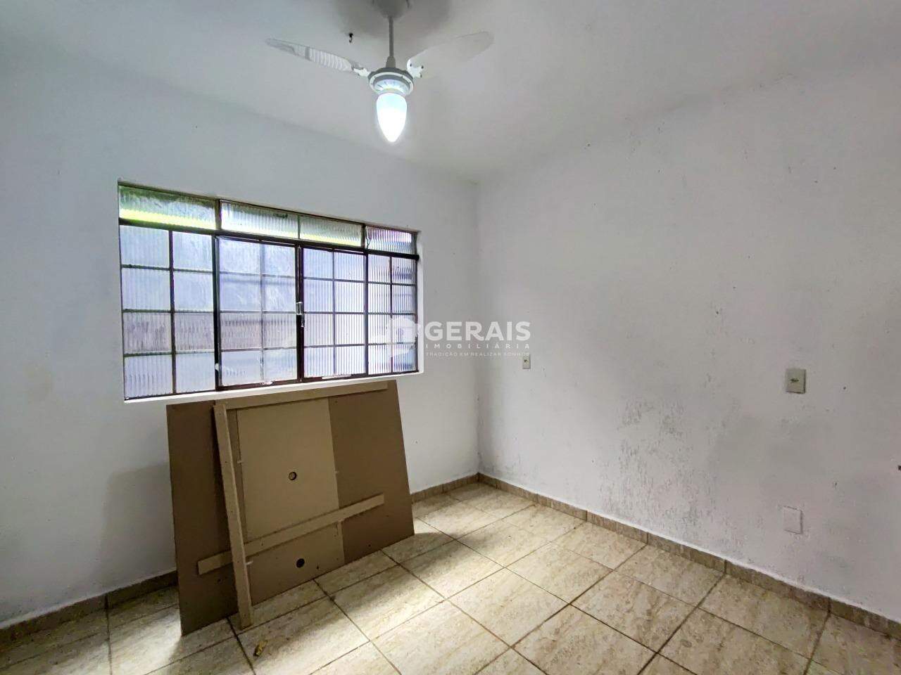 Casa para aluguel no JARDINOPOLIS: 05 - QUARTO 02