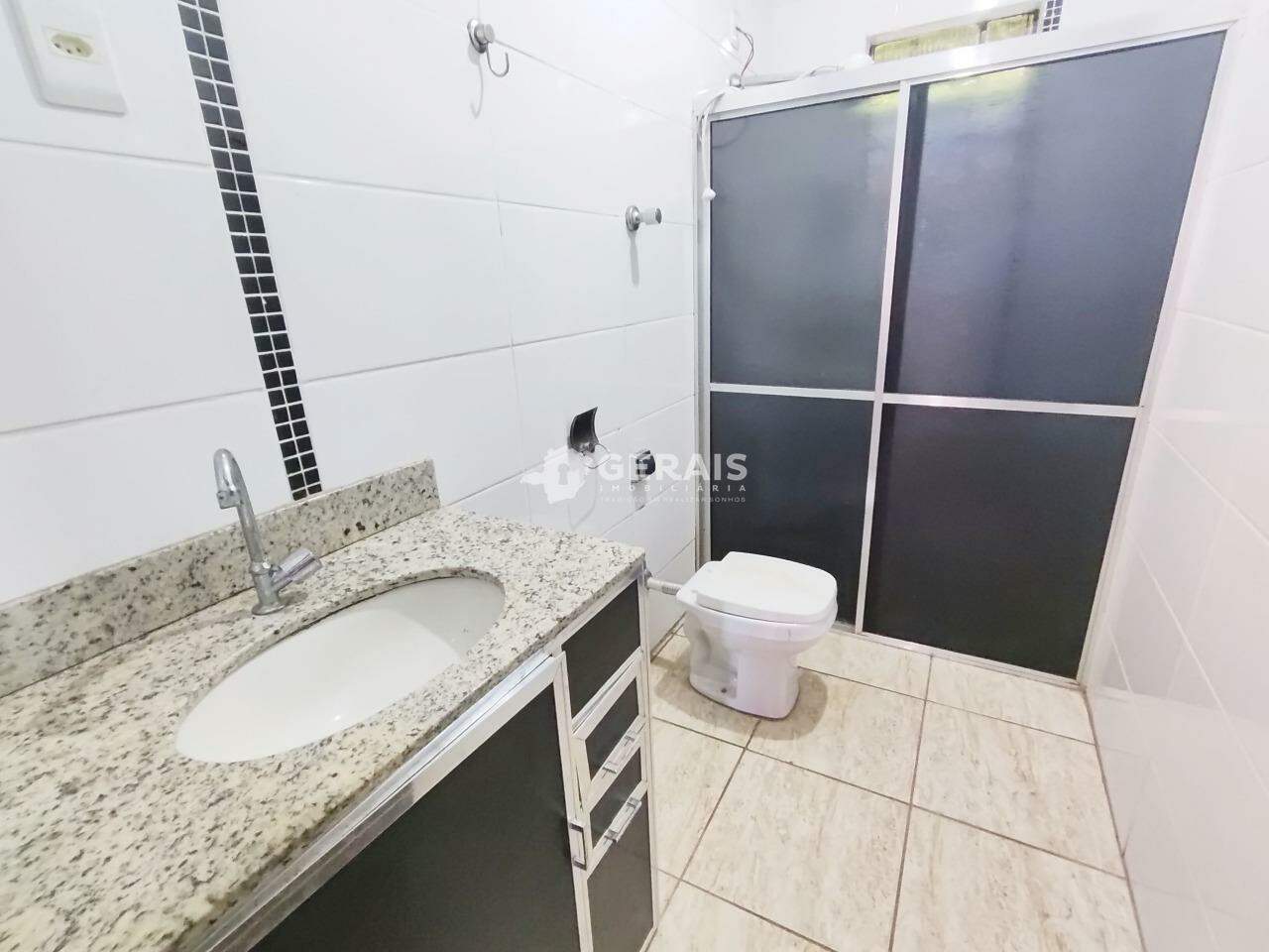 Casa para aluguel no JARDINOPOLIS: 06 - BANHO SOCIAL