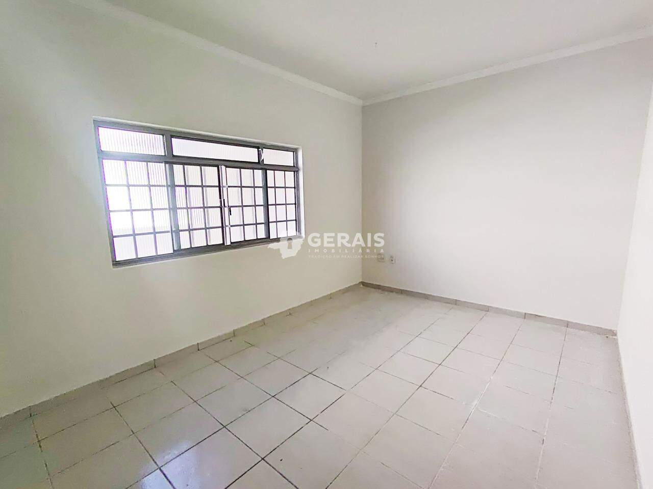 Casa para aluguel no SAO JUDAS TADEU: 07- QUARTO 03 SUÍTE