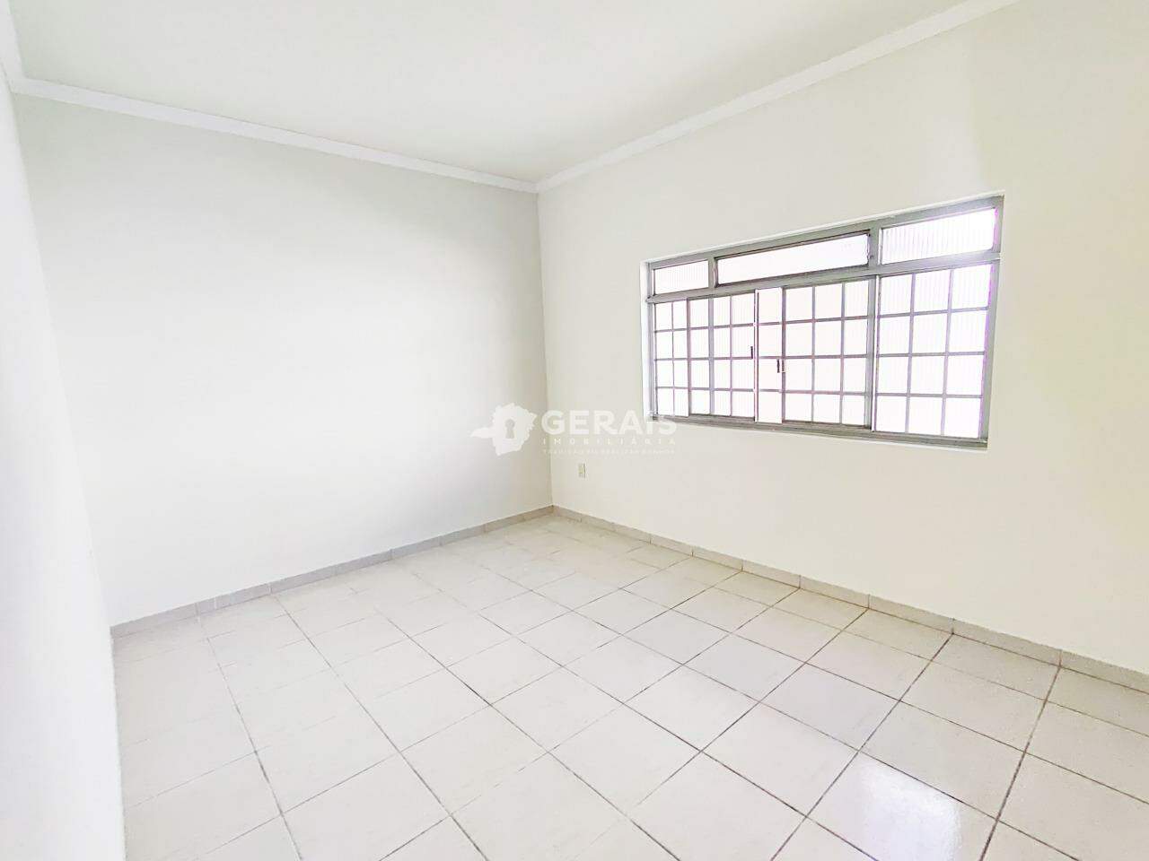 Casa para aluguel no SAO JUDAS TADEU: 06- QUARTO 02