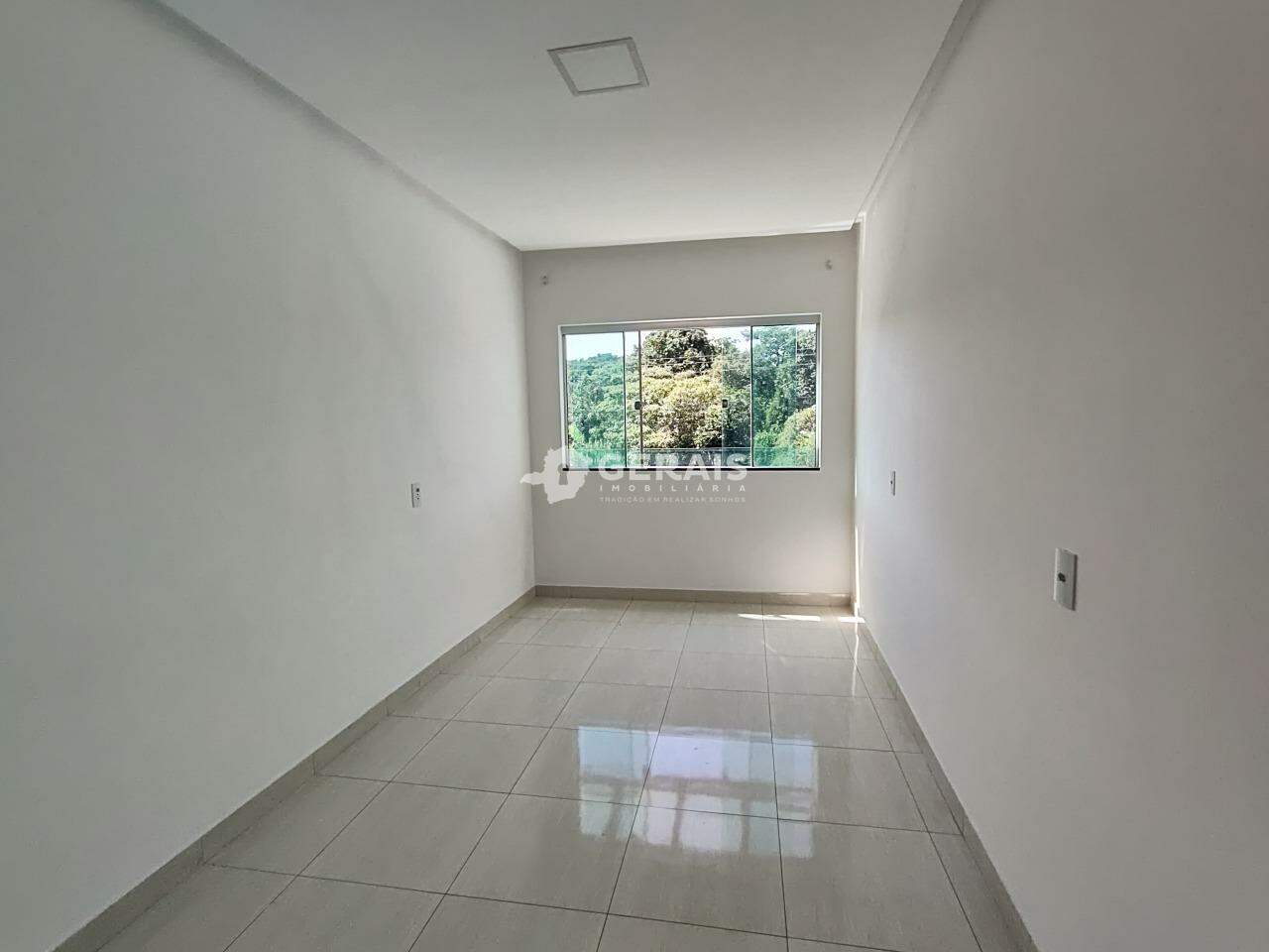 Apartamento para aluguel no CENTRO: 06- QUARTO 01