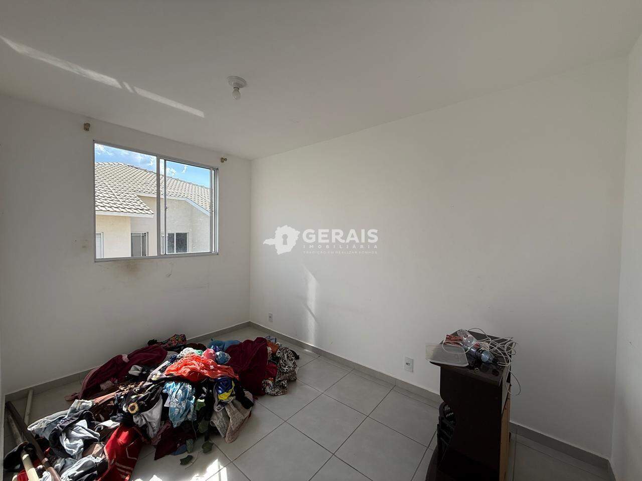 Apartamento para aluguel no QUINTINO: 04- QUARTO 02