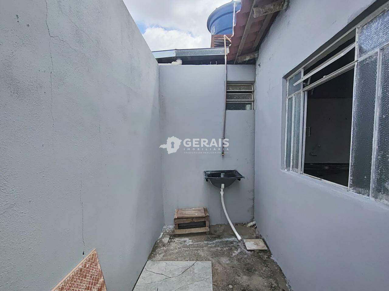 Barracão para aluguel no MARIA PECANHA: 08 - ÁREA DE SERVIÇO