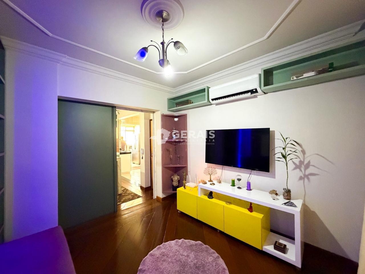 Apartamento para aluguel no CENTRO: 05- SALA 01