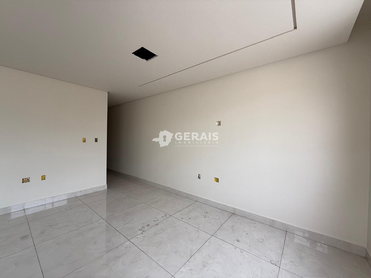 Casa à venda no VILA ROMANA: 03- SALA