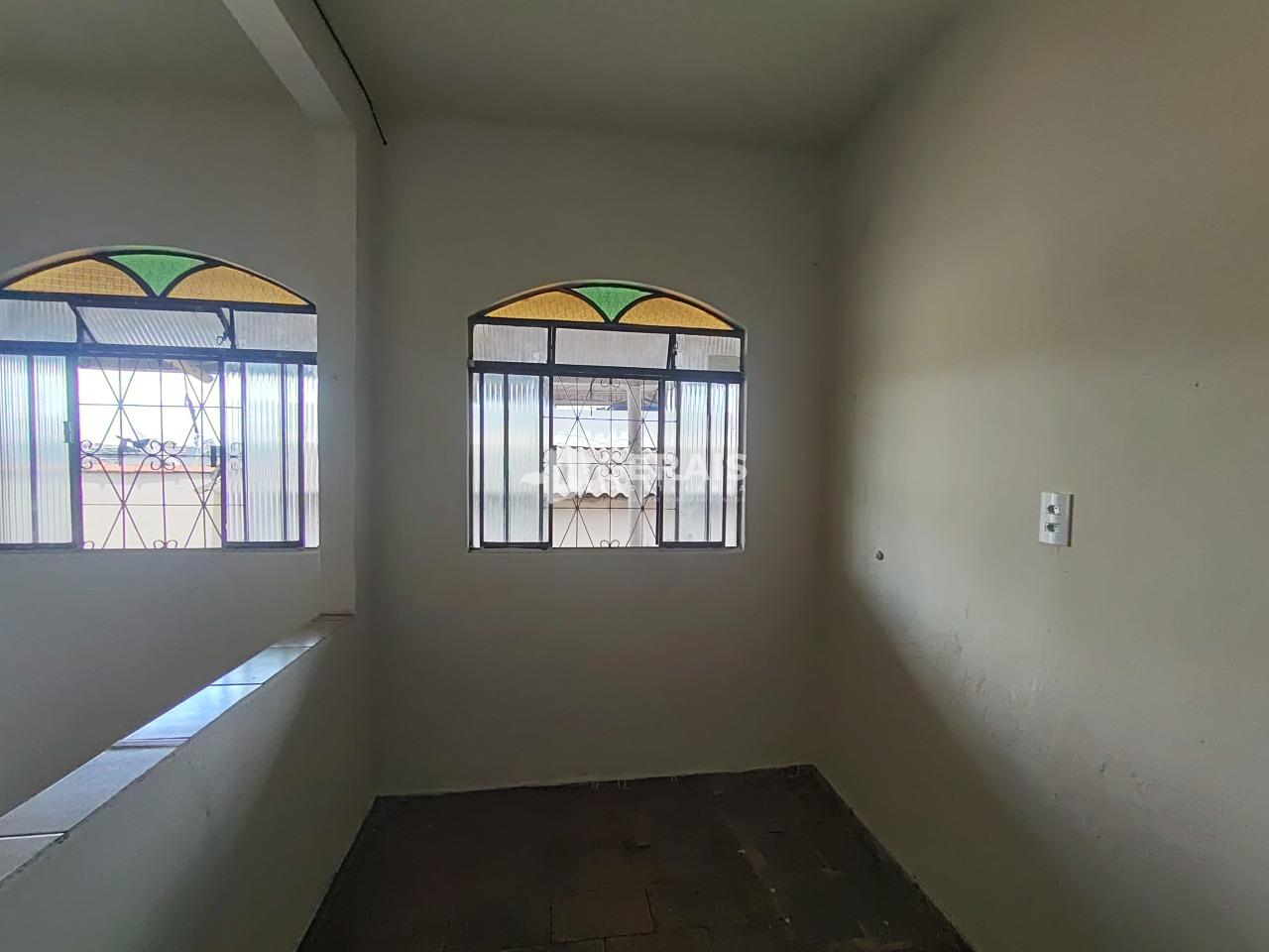 Barracão para aluguel no SANTA ROSA: 03- SALA