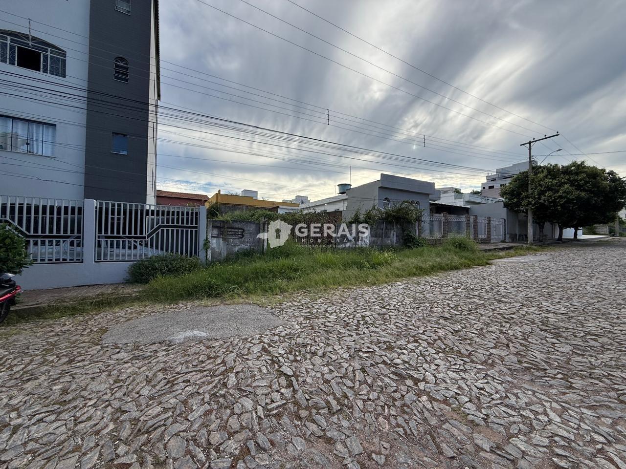 Lote à venda no PLANALTO: 02 - LOTE