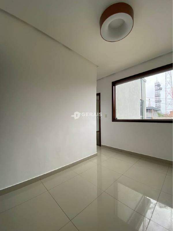 Casa à venda no JARDIM DAS ACACIAS: 08 - QUARTO 02