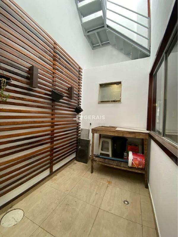 Casa à venda no JARDIM DAS ACACIAS: 06 - ÁREA DE CLARIDADE