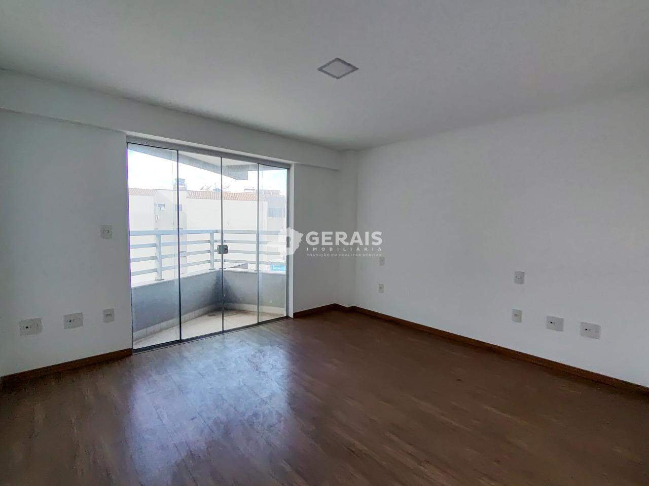 Apartamento para aluguel no CENTRO: 07- QUARTO SUÍTE
