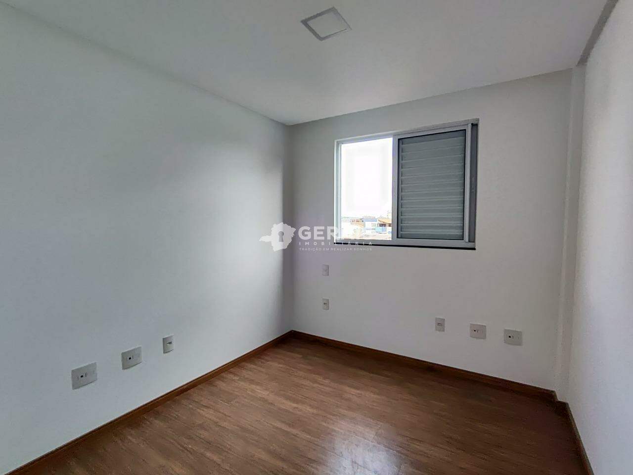 Apartamento para aluguel no CENTRO: 06- QUARTO 02