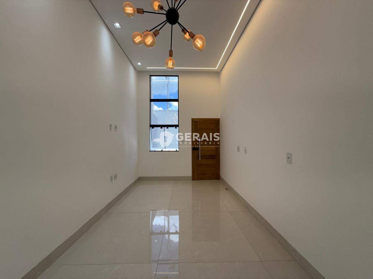 Casa à venda no TIETE: 03 - SALA