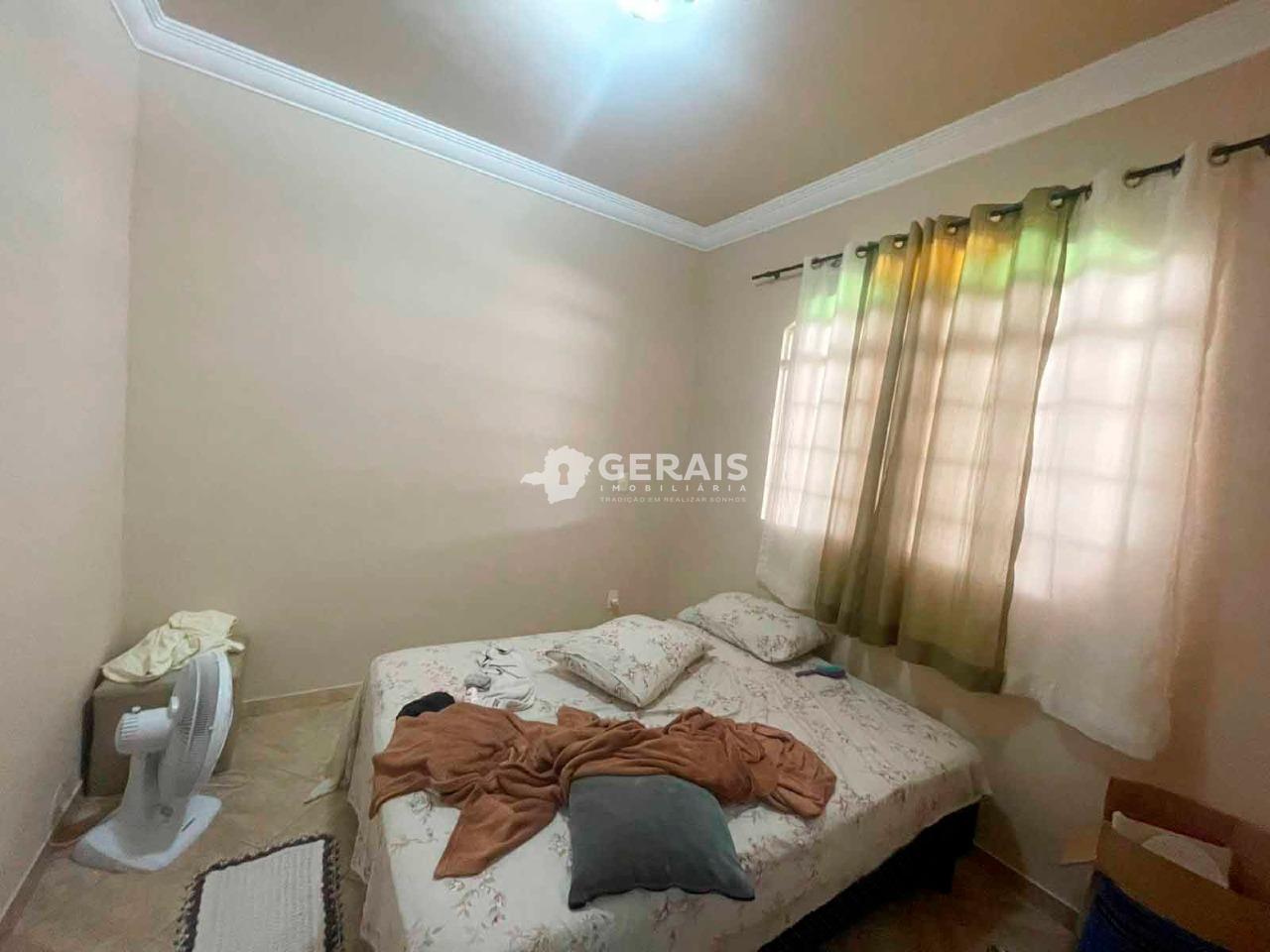 Casa para aluguel no PARAÍSO: 06- QUARTO 02