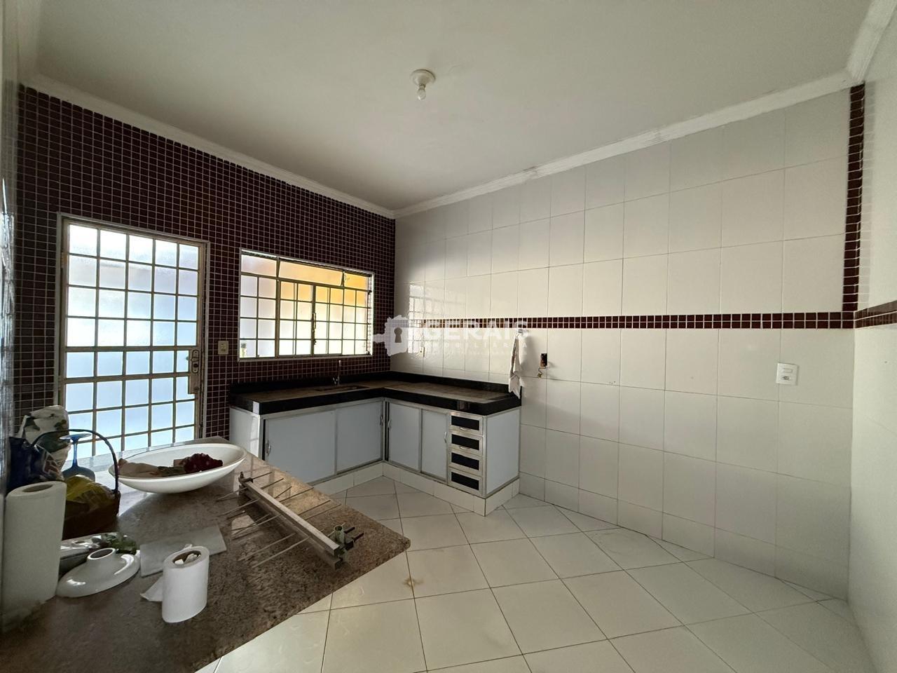 Casa à venda no ICARAI: 04- COZINHA