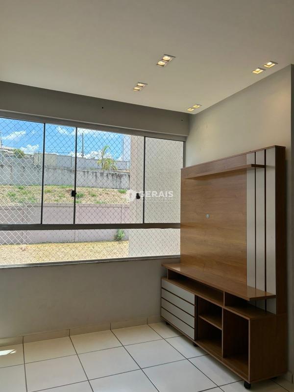 Apartamento à venda no PLANALTO: 06 - SALA