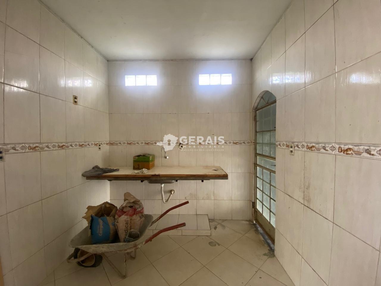 Casa à venda no GERALDO PEREIRA: 05- COZINHA