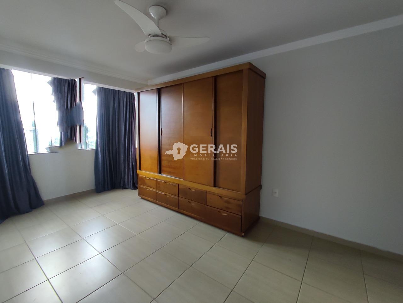 Apartamento para aluguel no SÃO JOSÉ: 06- QUARTO SUÍTE