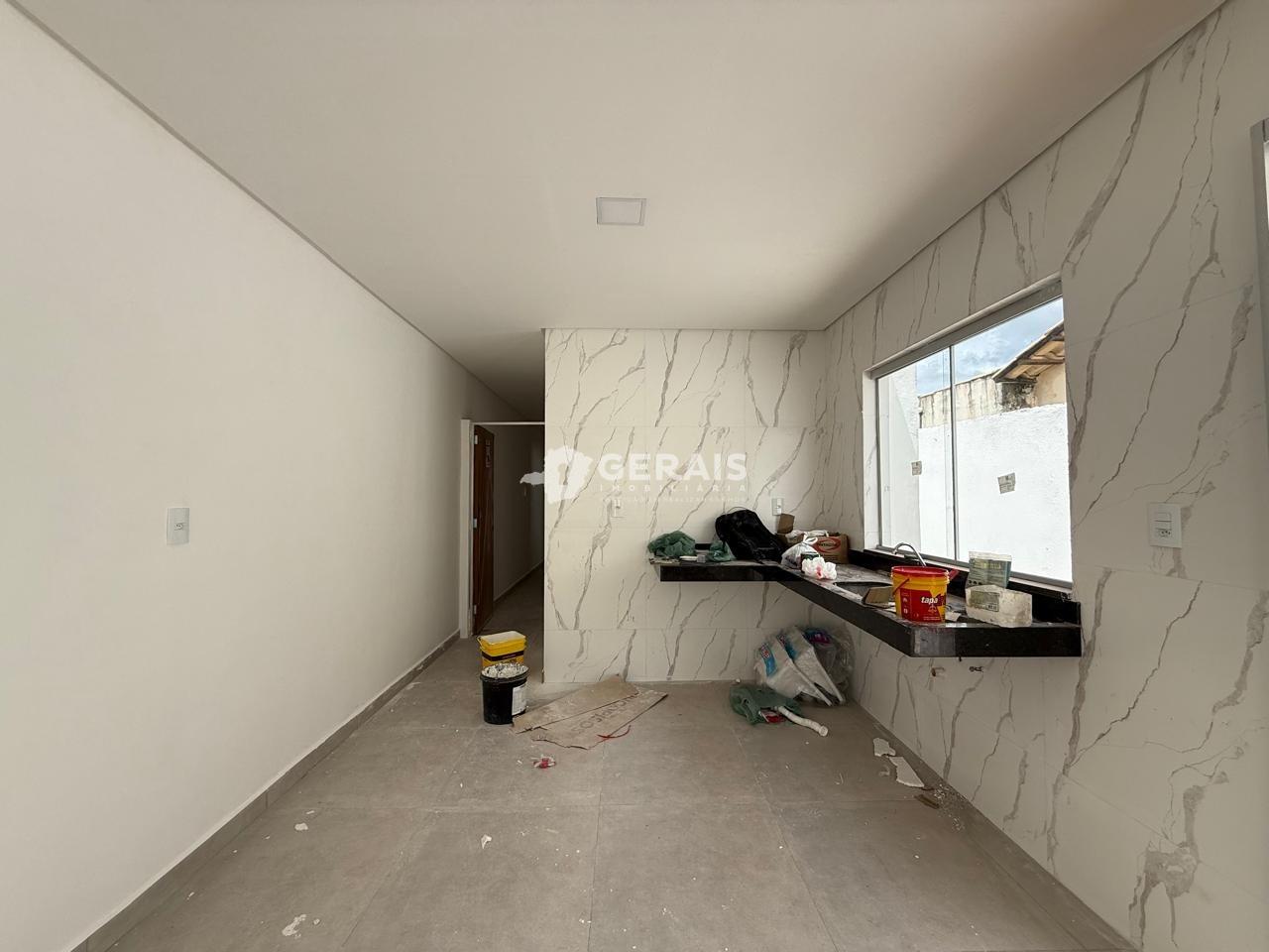 Casa à venda no SANTA LÚCIA: 04- COZINHA