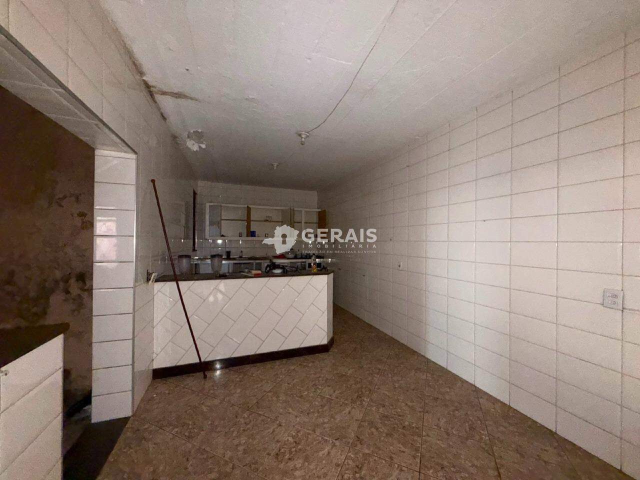 Casa à venda no BOM PASTOR: 06- COZINHA
