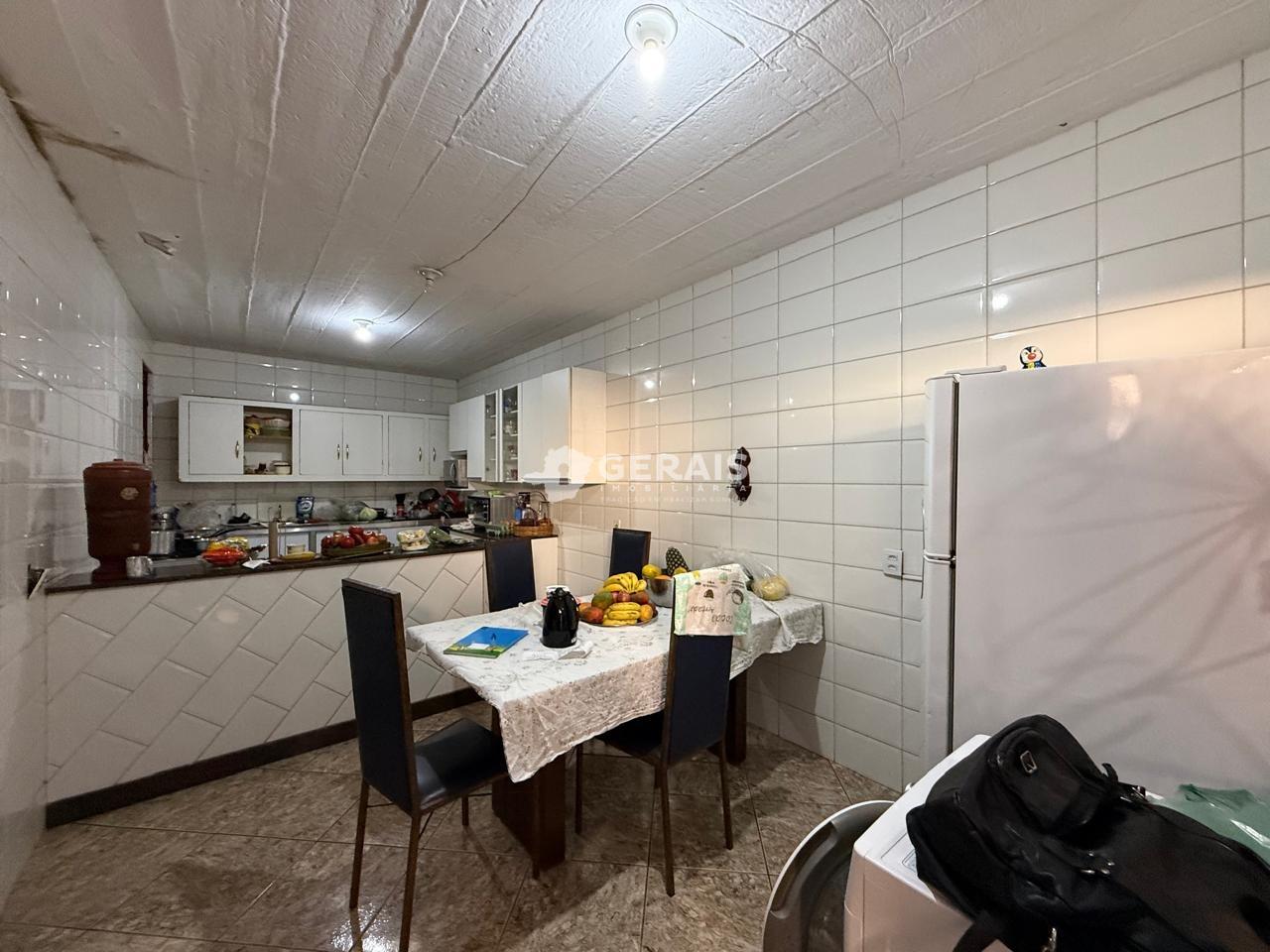 Sobrado à venda no BOM PASTOR: 06- COZINHA