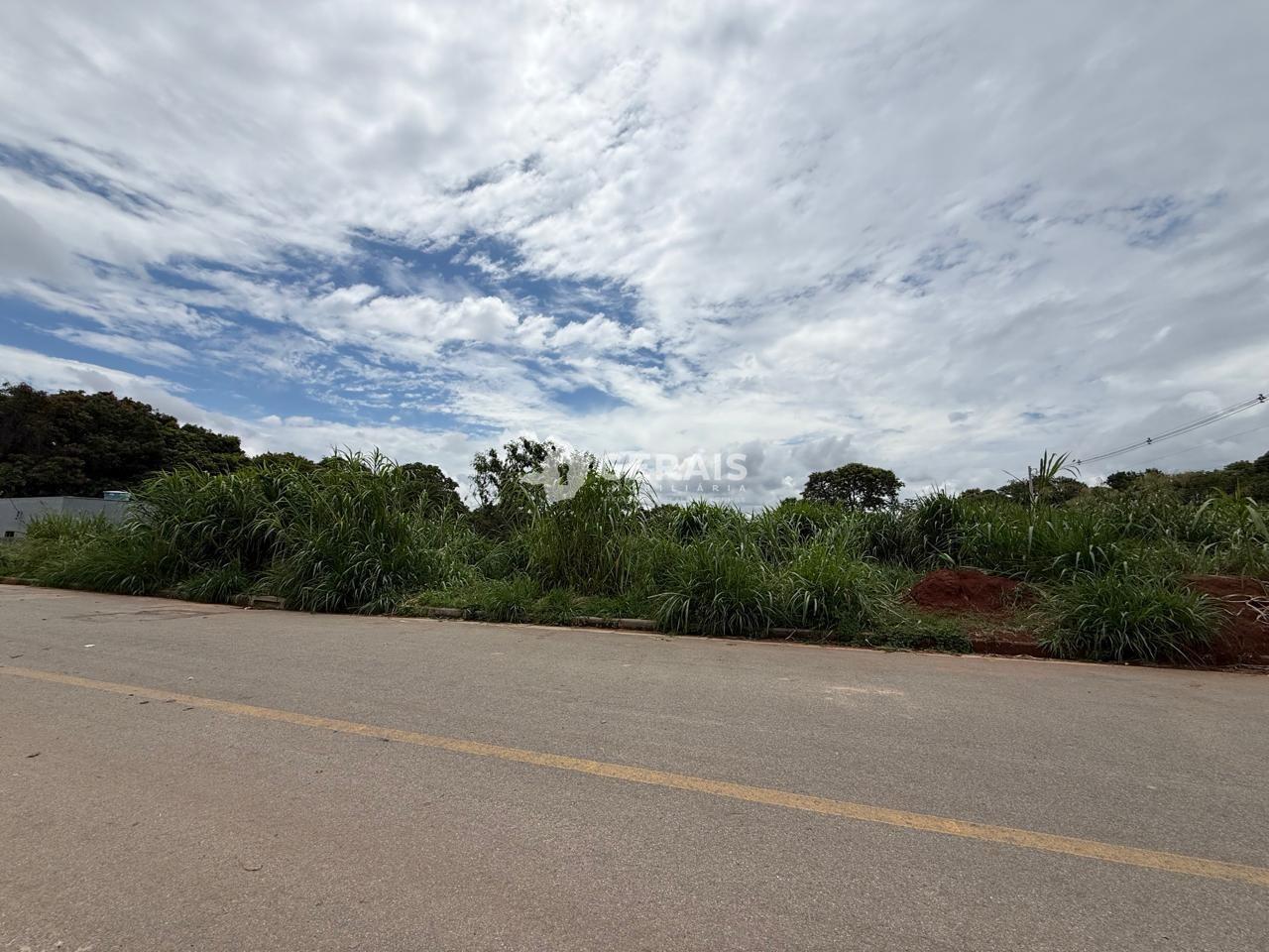 Lote à venda no GRAJAU: 02 - LOTE