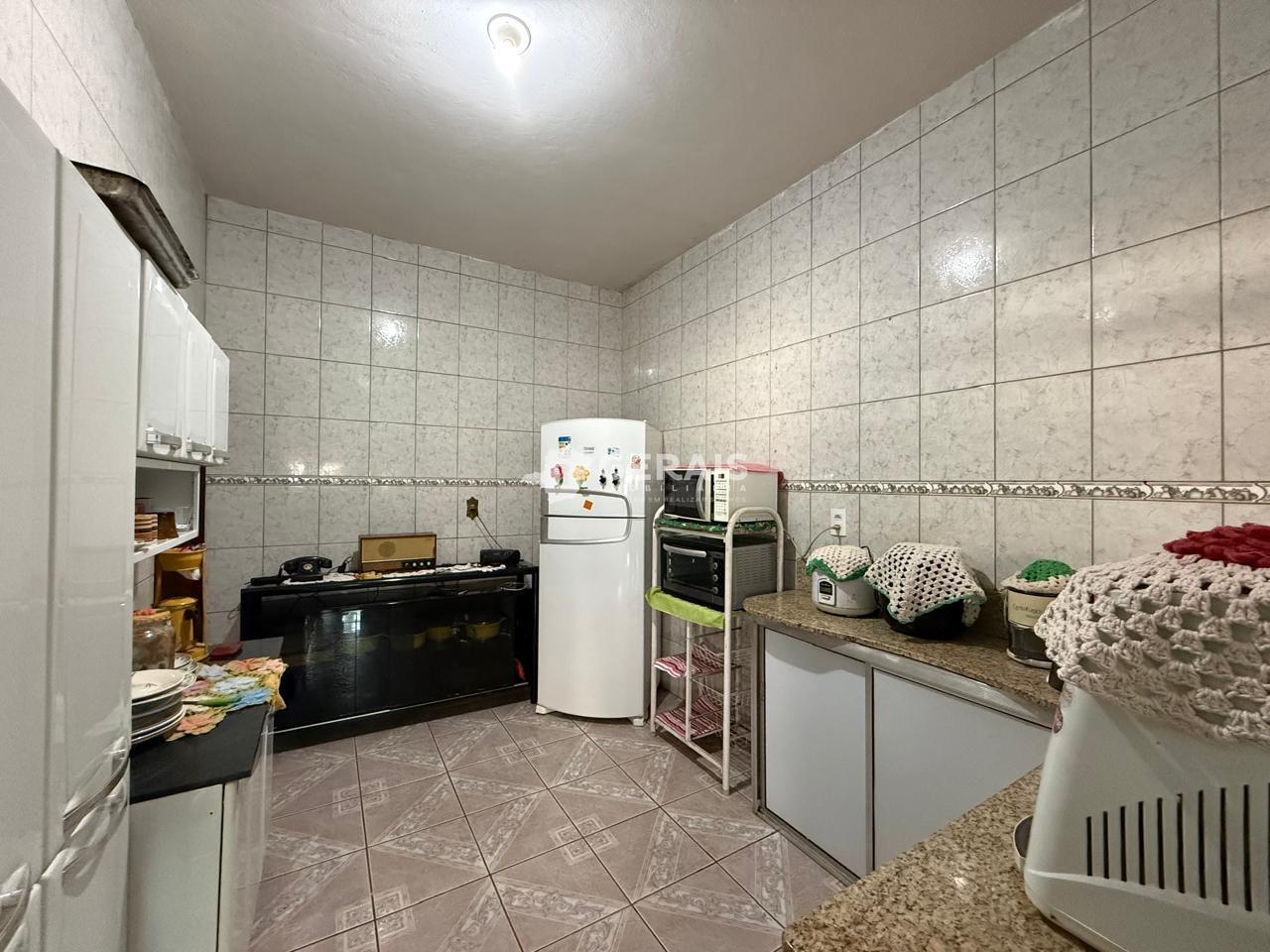 Casa à venda no VILA ROMANA: 08- COZINHA 01