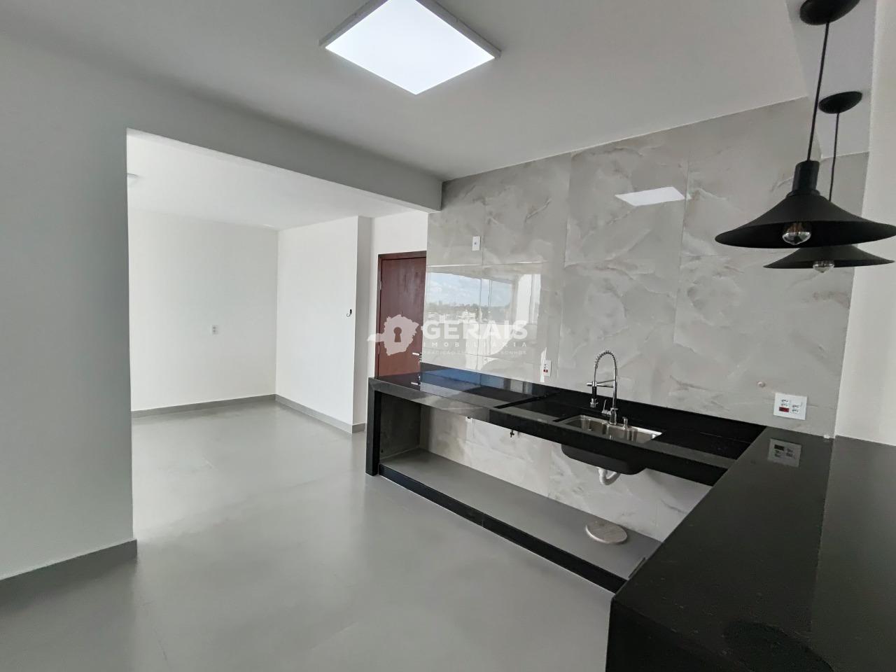 Apartamento à venda no CENTRO: 06 - COZINHA