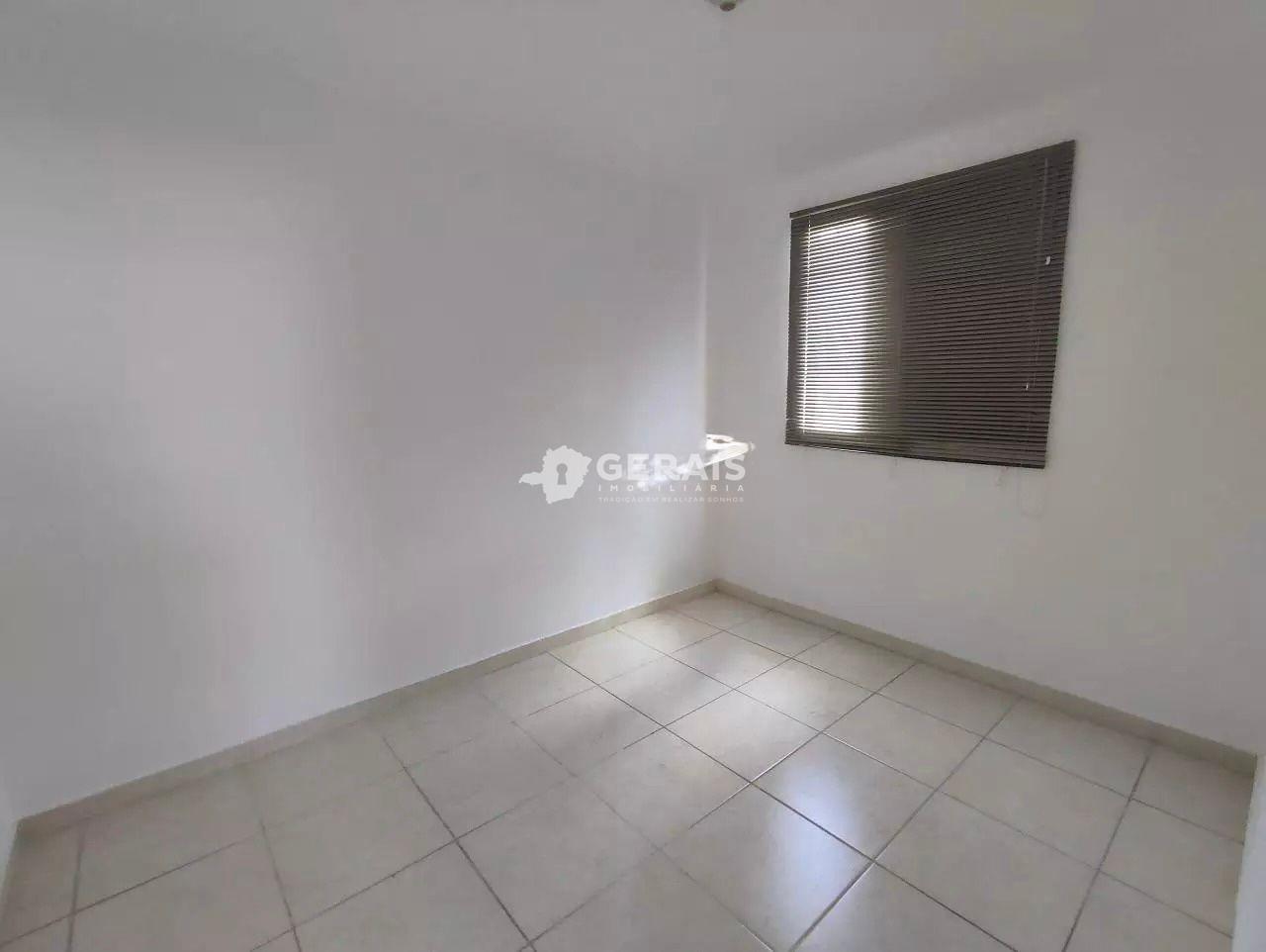 Apartamento à venda no REALENGO: 07- QUARTO 02