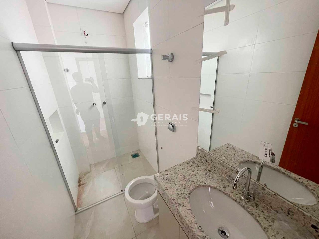 Apartamento para aluguel no BOM PASTOR: 07- BANHO SUÍTE