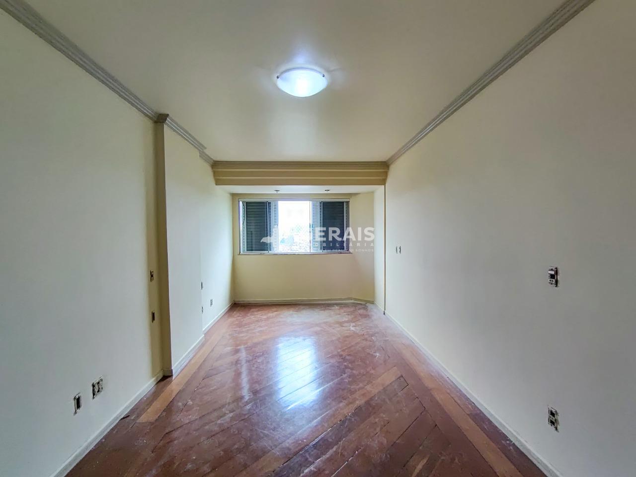 Apartamento para aluguel no CENTRO: 09- QUARTO 03 SUÍTE 01