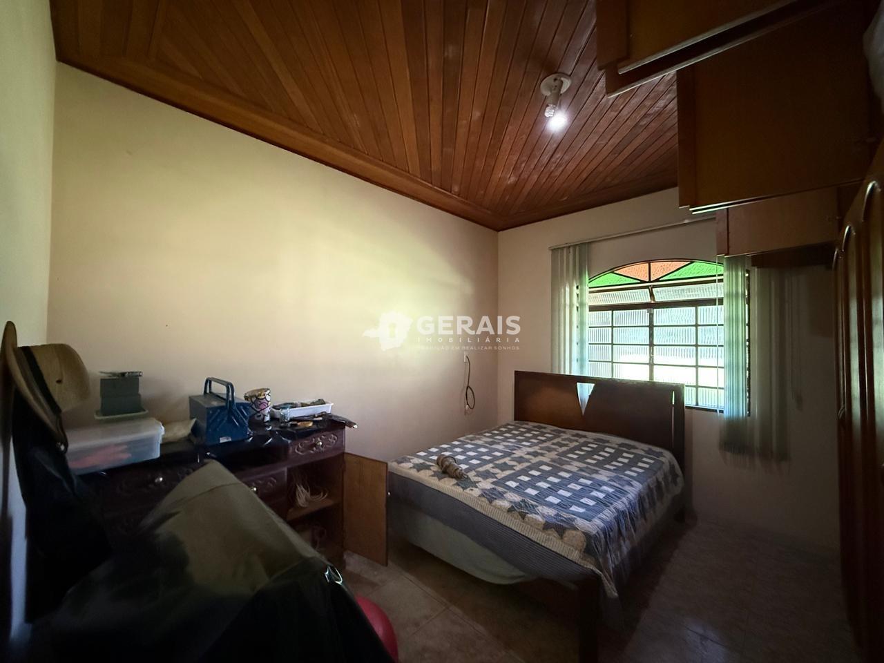 Chácara à venda no FERRADOR: 09- QUARTO 03 SUÍTE