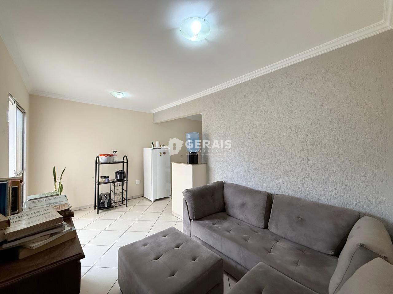 Kitnet à venda no VILA CRUZEIRO: 03 - SALA