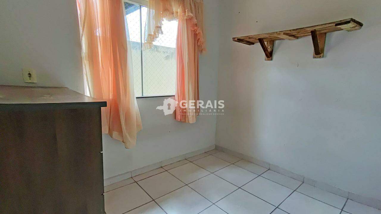 Casa para aluguel no SANTA ROSA: 06- QUARTO 02