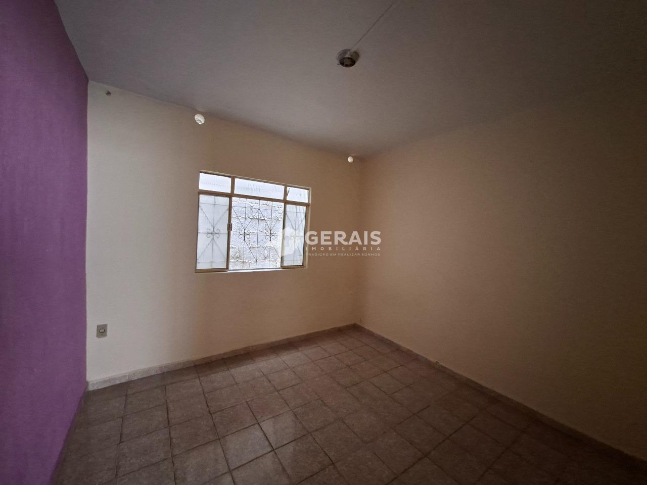 Casa para aluguel no SÃO JOSÉ: 06- QUARTO 01