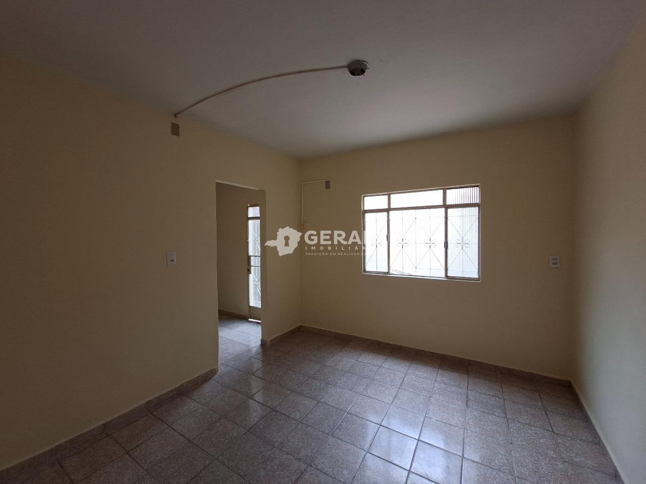 Casa para aluguel no SÃO JOSÉ: 03- SALA 01