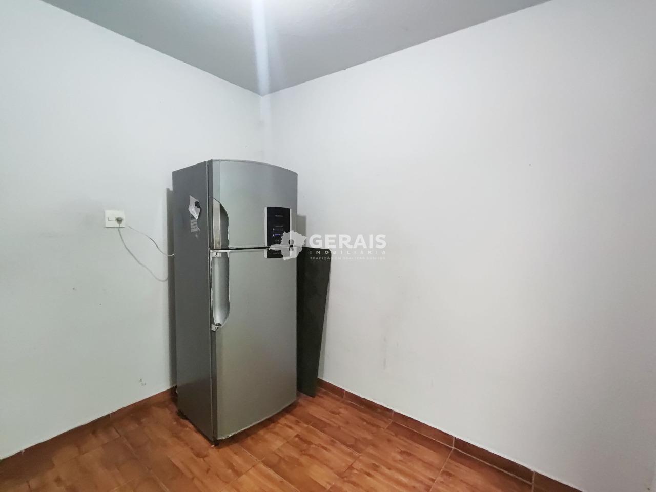 Casa à venda no ESPLANADA: 07 - COZINHA