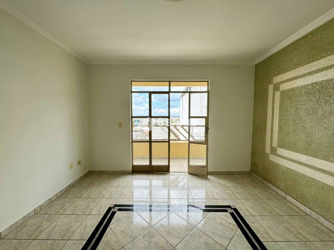 Apartamento para aluguel no BELVEDERE: 03- SALA 01