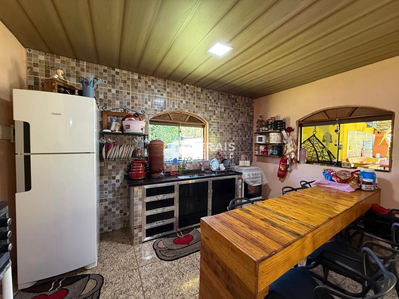 Chácara à venda no MARILANDIA: 05- COZINHA