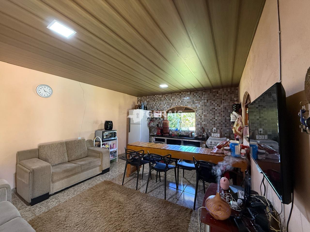 Chácara à venda no MARILANDIA: 03- SALA