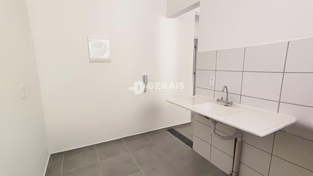 Apartamento para aluguel no INTERLAGOS: 09- COZINHA