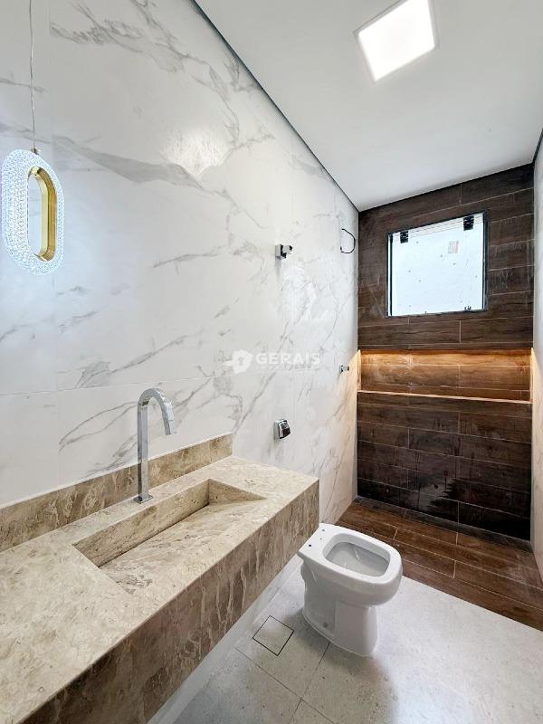 Casa à venda no CAMPINA VERDE: 08- BANHO SOCIAL