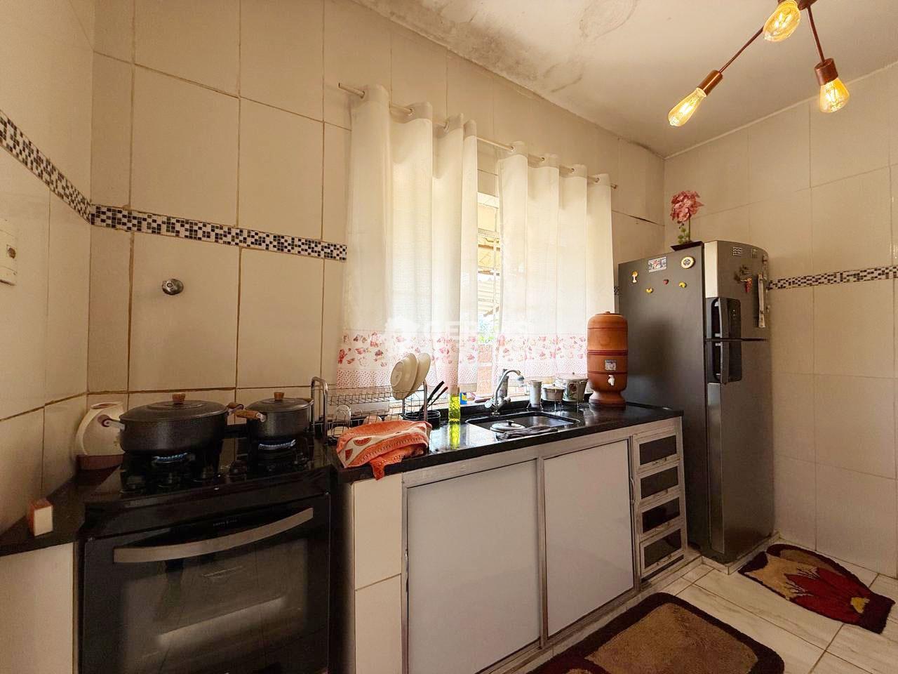 Casa à venda no MARIA PECANHA: 06- COZINHA