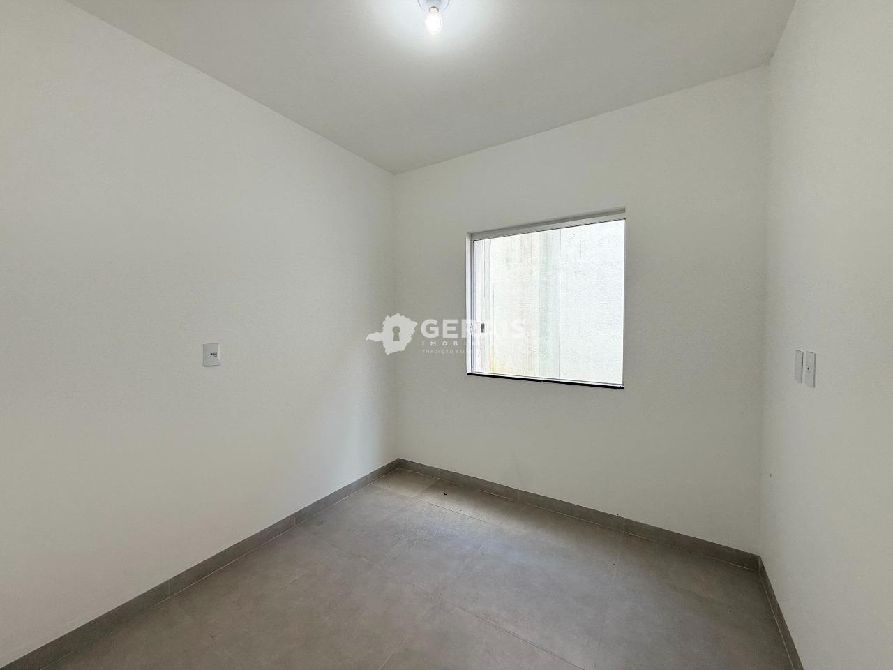 Casa para aluguel no MANGABEIRAS: 05- QUARTO 01