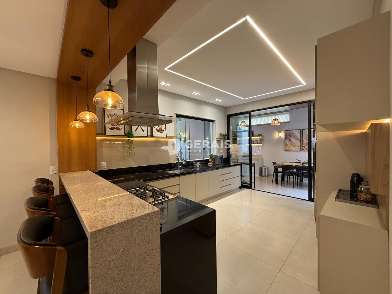 Casa para aluguel no PLANALTO: 09- COZINHA