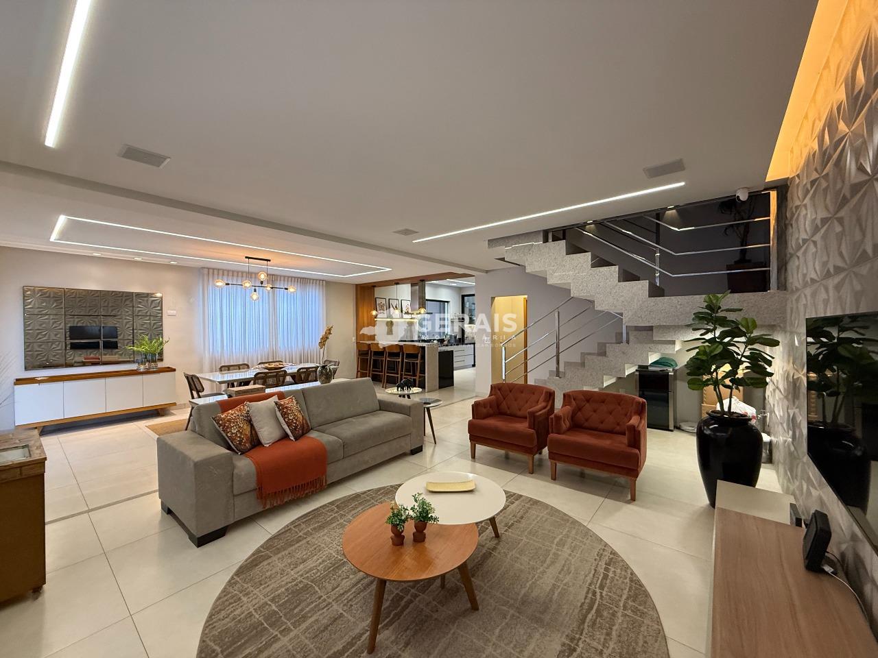 Casa para aluguel no PLANALTO: 04- SALA 01